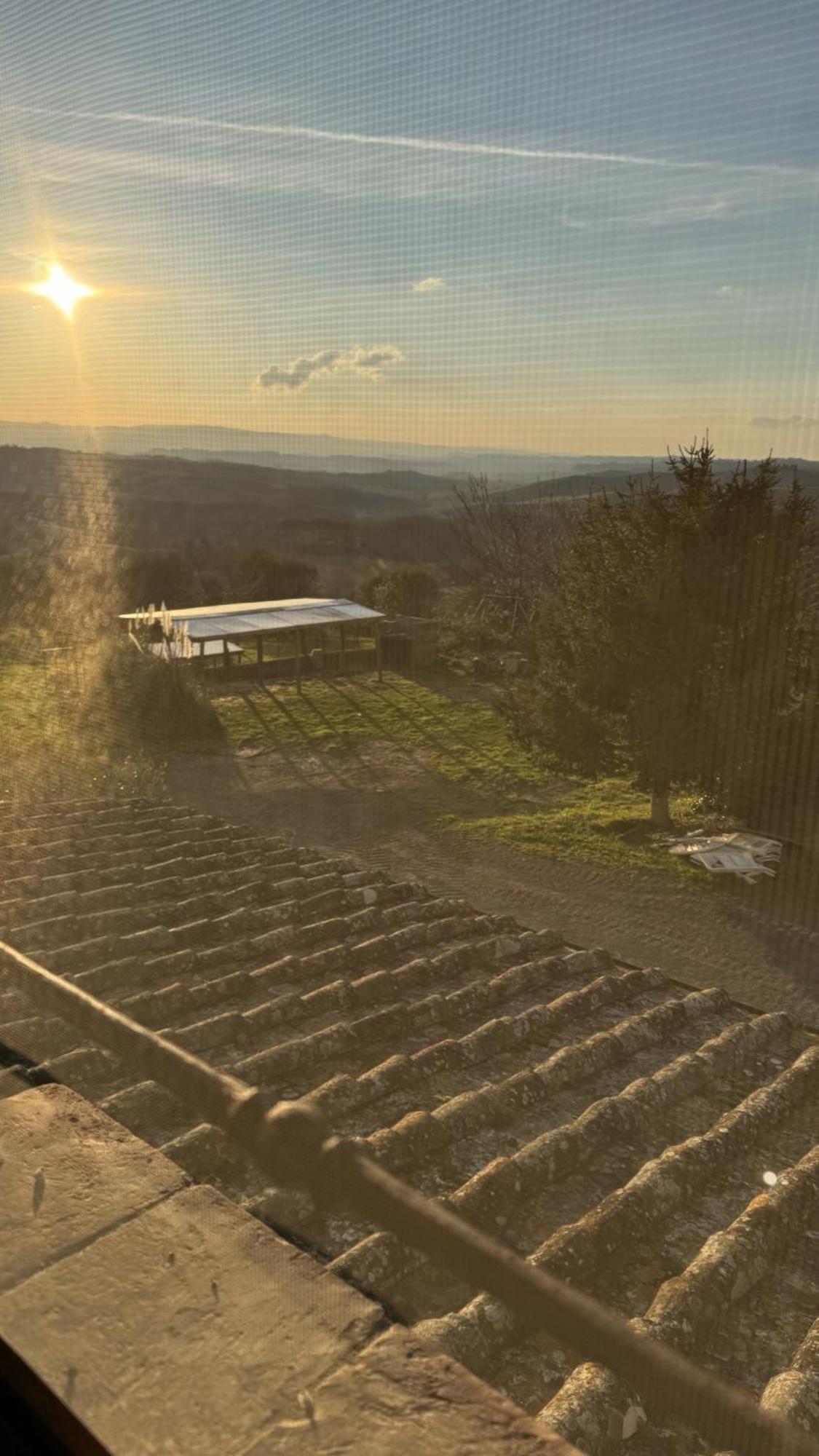 Agriturismo Soiano Famiglia Rolfini Монтайоне Стая снимка